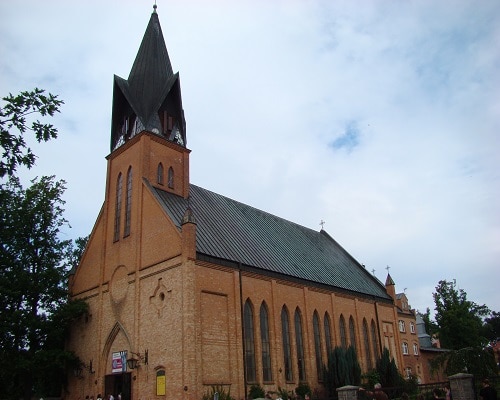 Kościół Neogotycki w Ustroniu Morskim