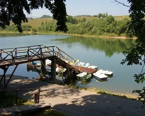 Przystań nad Jeziorem Czorsztyńskim