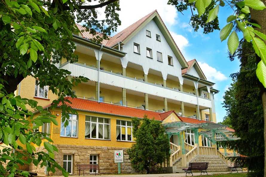 Polanica sanatorium ZDROWIE