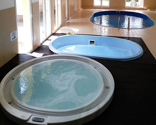 Jacuzzi