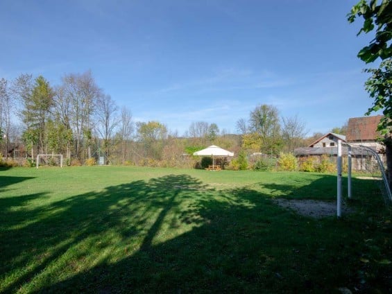 3-boisko-montiva-korbielow