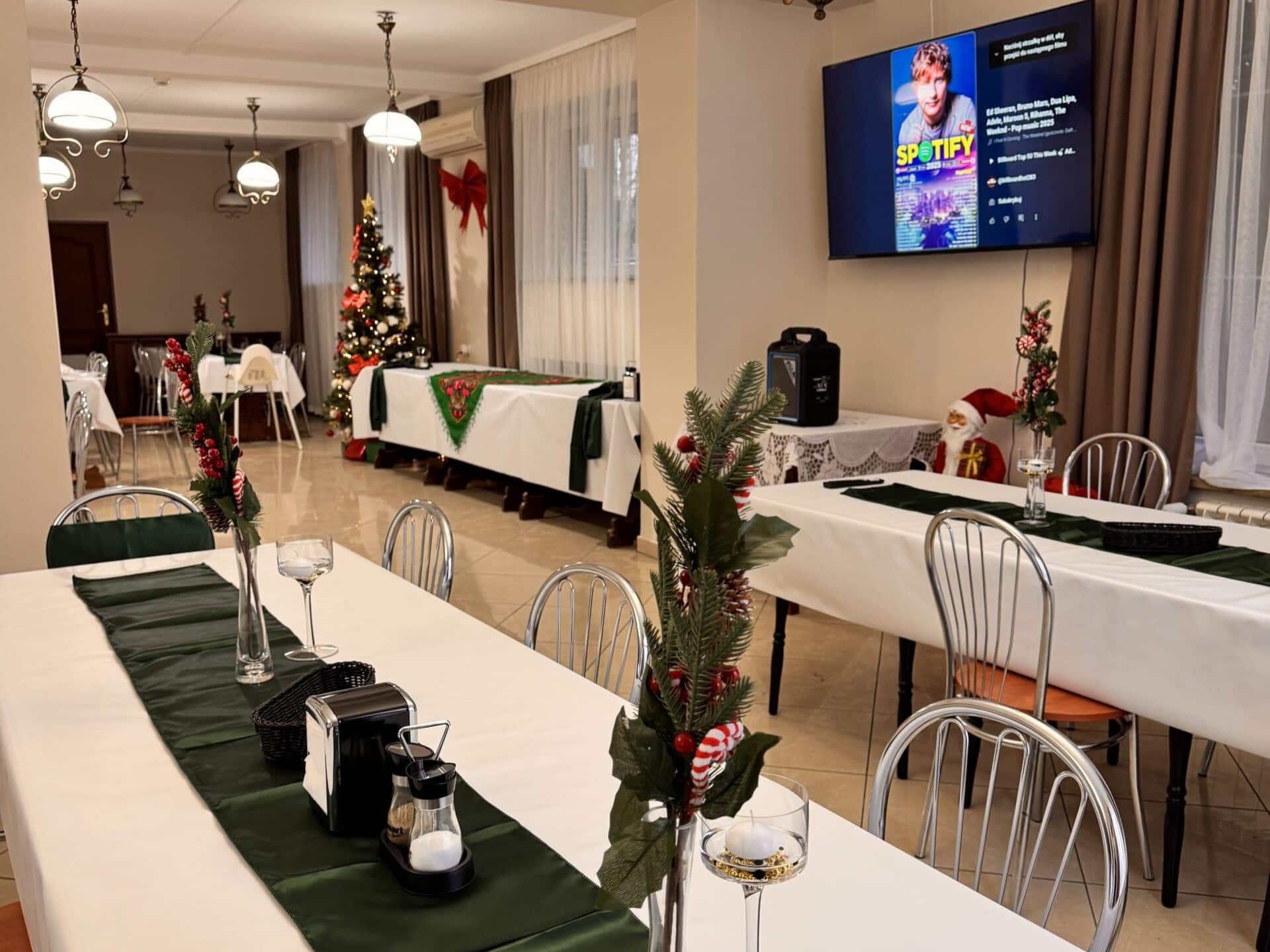 3-jadalnia-montiva-korbielow-b